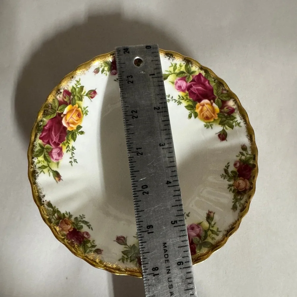 Royal Albert Old Country Roses CEREAL‎ Bowl Bone China England Gold Trim 6